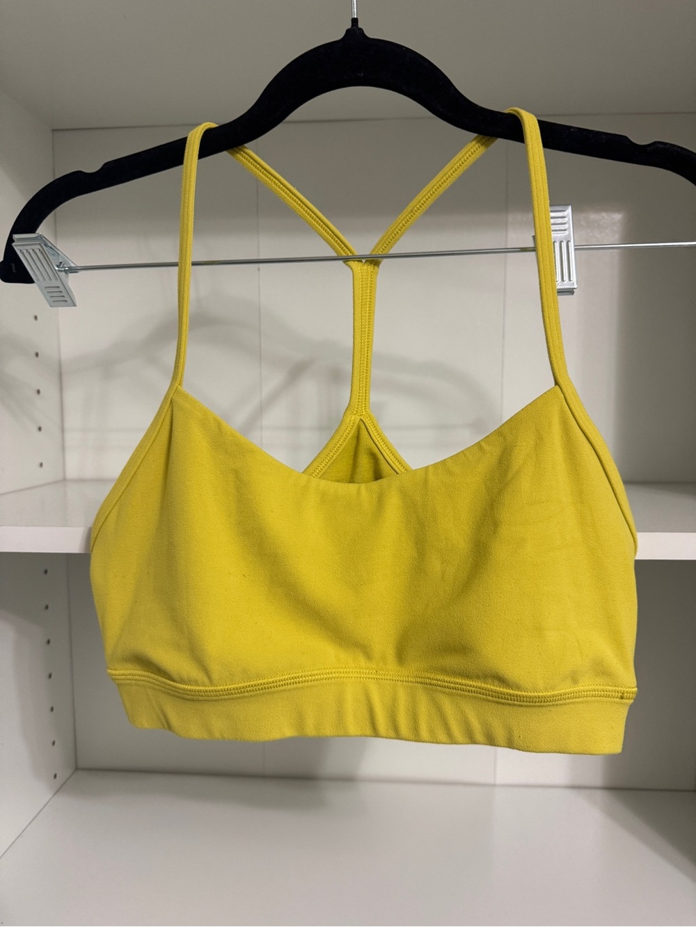 lululemon Flow Y Sports Bras Women's Bra Nulu Light Support Size 6